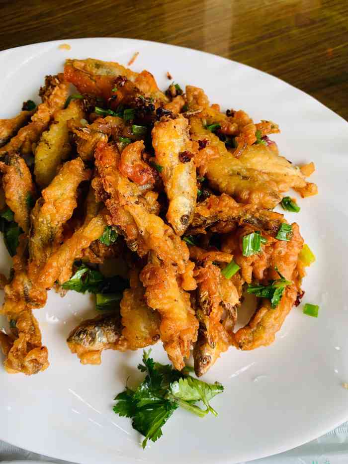 王厨私房菜-"听朋友说潜口有一家小饭店,菜烧的特别好吃.