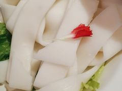 -老牌坊云南鱼豆花火锅(哈西万达店)