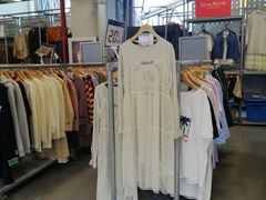 -上品折扣(回龙观店)