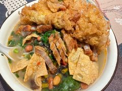 -丽丽三鲜螺蛳粉(田林路店)