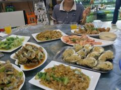 -覃记海鲜美食餐厅