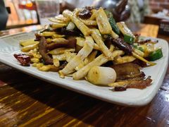 -苗湘食府(十年店)