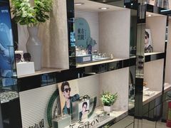 -博士眼镜(南昌八一大桥店)