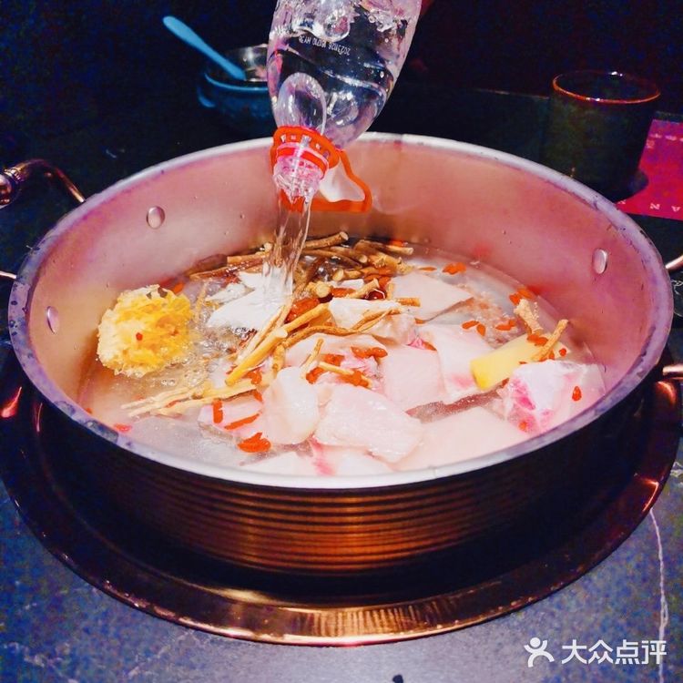 没有骨头的鱼肉火锅