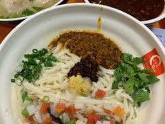 肉酱拌面-飞鸿肉夹馍(浐灞半岛店)