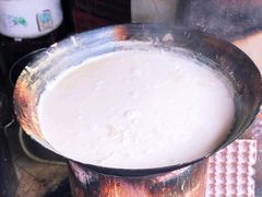 -云南大锅豆浆店
