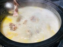 -大匠工房古船木艺术餐厅·猪肚鸡专门店(长白仙岛店)