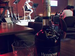 -TZ House音乐现场(来福士中心店)