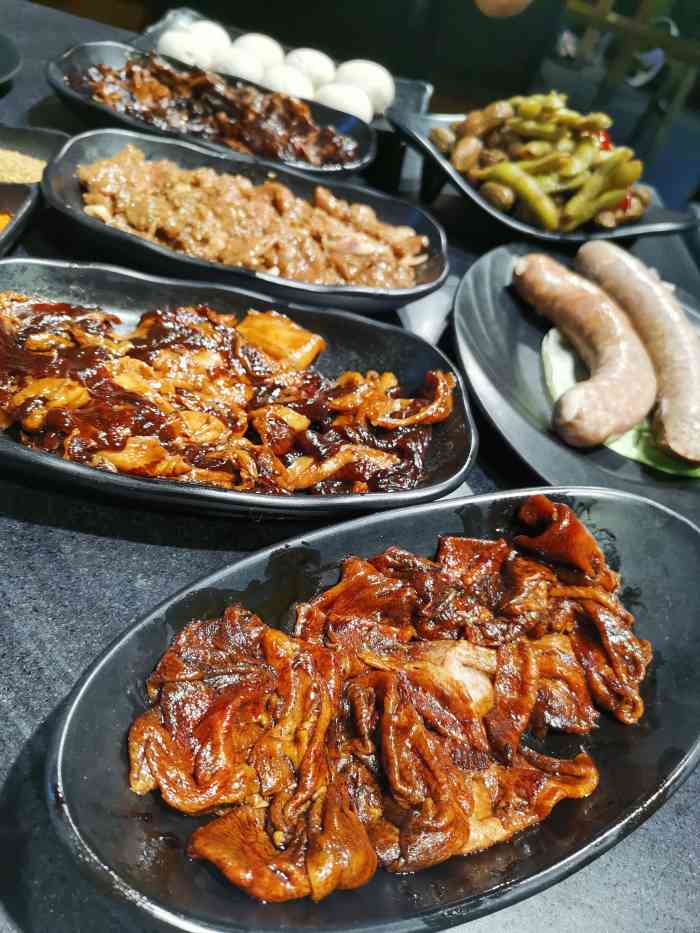 达龙烤肉-"「招牌五花肉」五花肉不愧是当家菜,传统炭.