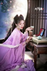 -九月鹰飞汉服摄影工作室