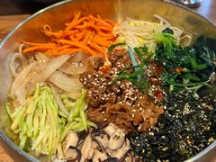 辣烤肥牛拌饭-KimPro 辛普乐概念韩餐