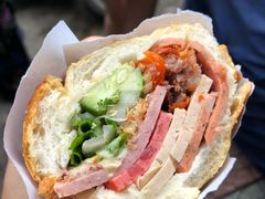 -Bánh Mì Huynh Hoa