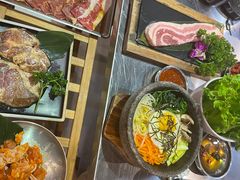 -哈哈碳都·牛肋条无限自助烤肉(台江万达店)