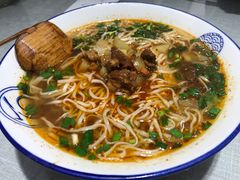 酸汤臊子面-大嘻咹biangbiang面(历史博物馆店)