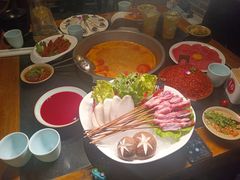 -辣莊重庆老火锅(威海高铁站韩乐坊店)
