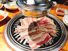 精品牛五花-唯成•韩国炭火烤肉 유성고기