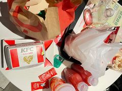 -肯德基(中纬店)
