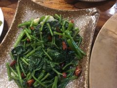 -滇香肴·云南菜蒸汽石锅鱼(云南北路店)