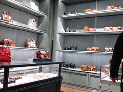 -Gucci(北京金融街购物中心店)