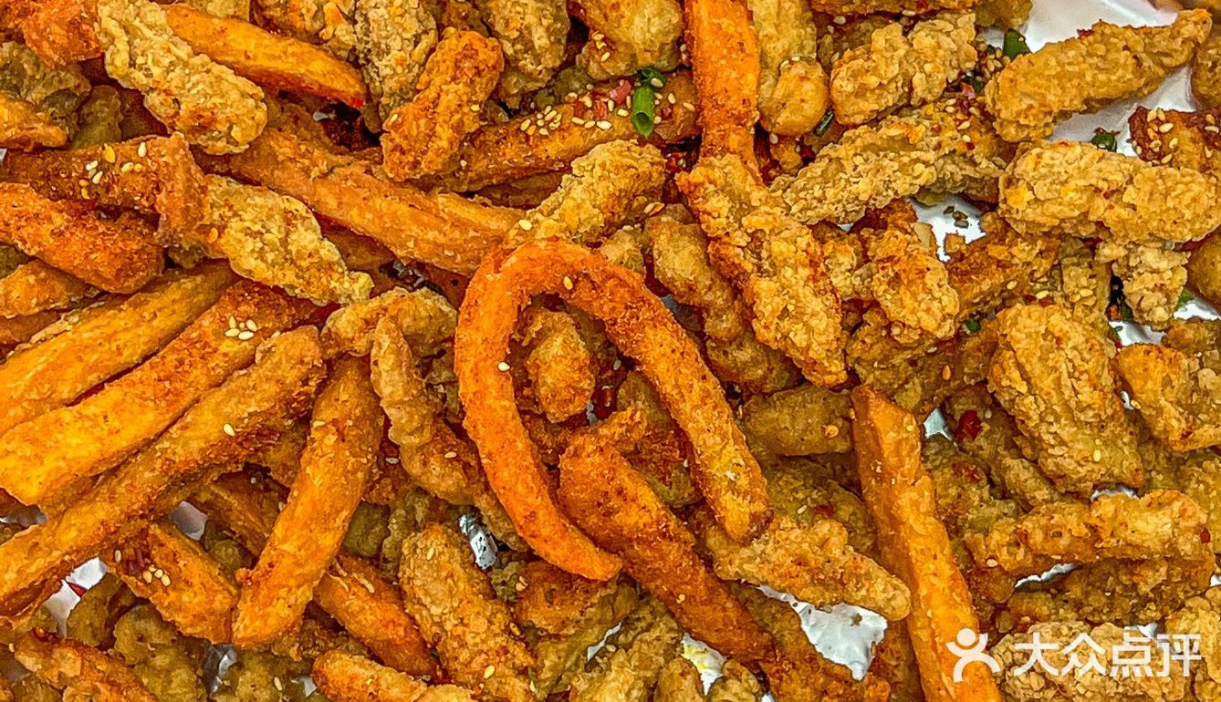 长沙最好吃的脆皮炸年糕！！也就吃了5678串