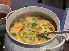 -大头虾越式风味餐厅(光明广场店)