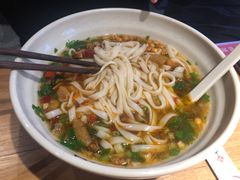 -湘人龙记老长沙米粉(华普国际大厦店)