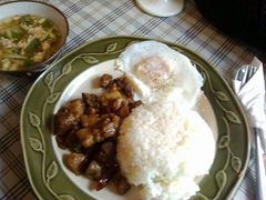烧肉饭-房角石咖啡与书(吉大南校店)
