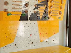 -问山MountQuest攀岩馆