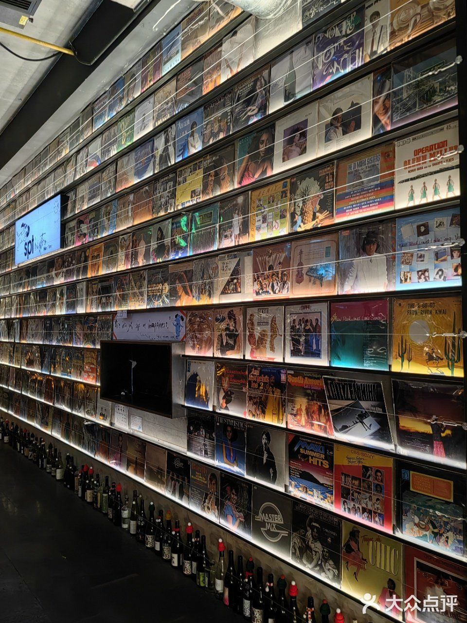 圣诞必去 | 武汉咸安坊 spt 餐酒馆🎄