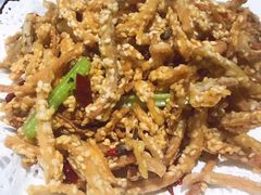 干煸藕丝-董厨煨汤馆(车站路店)