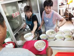 -周震馄饨
