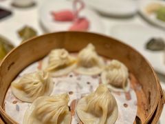 蟹粉小笼包-绿波廊(豫园店)