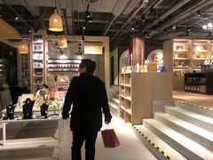 -光海书局(南京东路第一百货店)