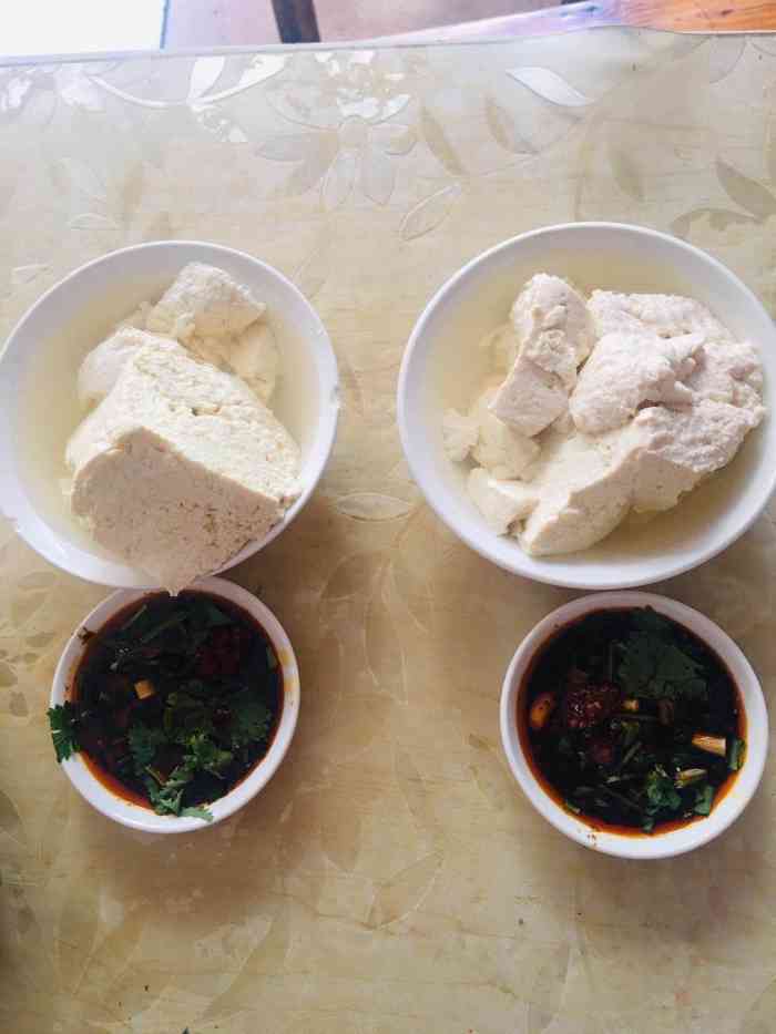 富顺豆花饭(九里堤中路店)-"以前住在九里堤中路,发现了他家,豆花是真