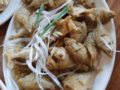 椒盐膀皮鱼-唔呶喔哩酒家(生产街店)