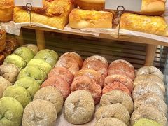 -顶东面包花园·生日蛋糕(太平店)
