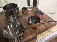 -万润国际酒店用品市场(曹安国际商城店)