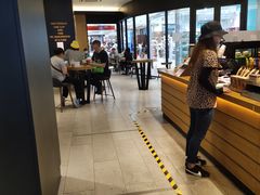 -星巴克臻选(华堂·新辰汇店)