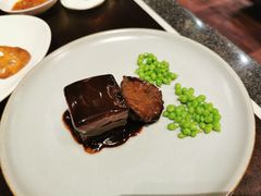 鲍鱼红烧肉-杭州西子湖四季酒店·金沙厅