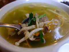 野生菌菇汤-炊烟·山房菜