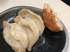 锅贴-黄阿姨锅贴大王(万航渡路店)