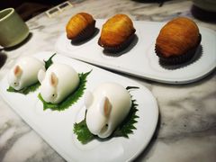 猫山王榴莲酥-蝴蝶里·粤菜·点心(滨江龙湖店)