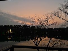 -上海怡沁园度假酒店