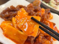 菠萝咕噜肉-小春农家乐