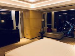 -上海宝华万豪酒店