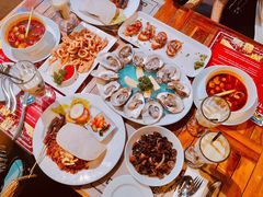 -Bamboo Bar & Grill Restaurant