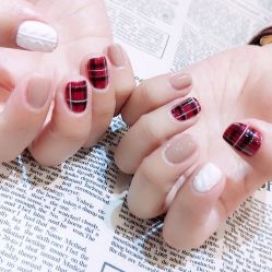 -艾薇美甲美睫