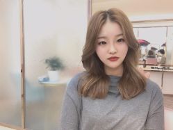 -BULB STUDIO 巴柏明星发型工作室