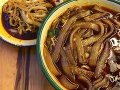-拈签一笑黄牛肉辣卤串串