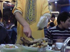 新疆人切羊腿-维吾尔餐厅(宜山路店)